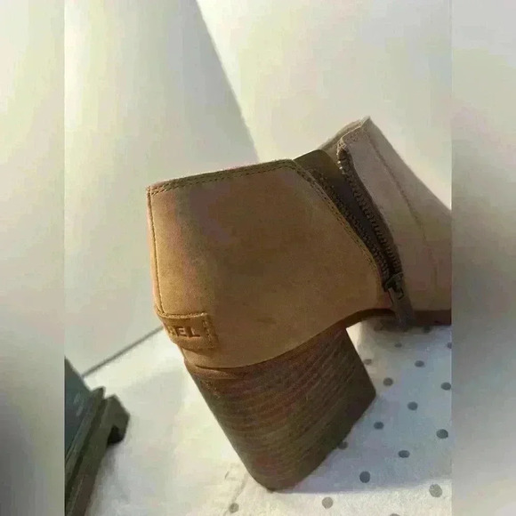 Sorel leather Ankle Boots - Picture 9 of 15